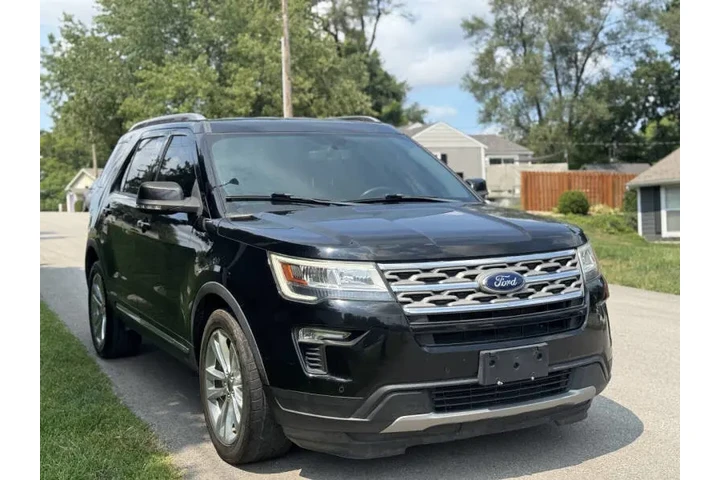 $12999 : 2018 Explorer XLT image 3