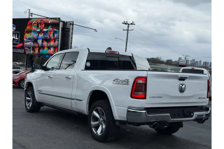 $27995 : 2019 RAM 1500 Limited image 9