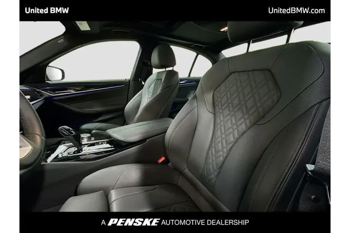 $36495 : BMW 5 Series 2023 530i 4dr S image 5