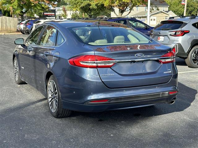 $7974 : PRE-OWNED 2018 FORD FUSION HY image 5