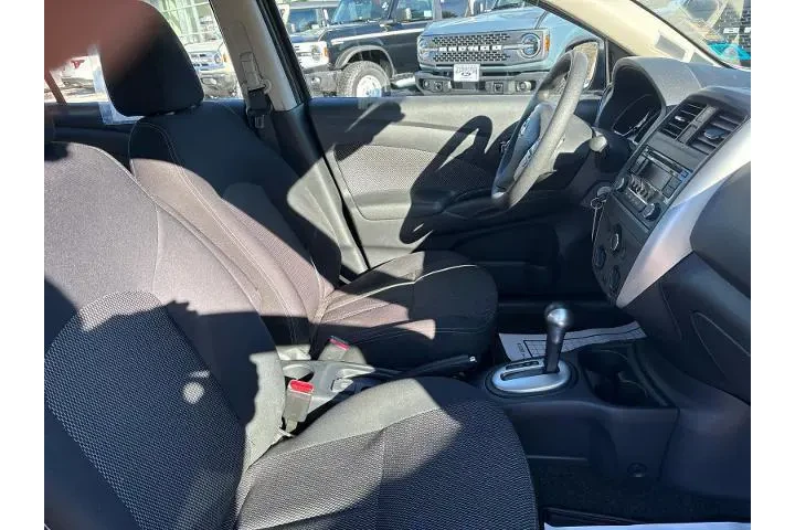 $7995 : Nissan Versa 2015 1.6 SV 4dr image 9