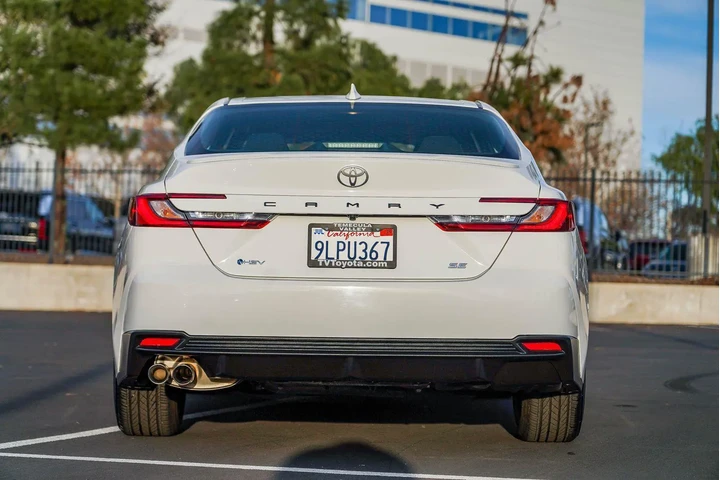 $30491 : Toyota Camry 2025 SE 4dr Sed image 8