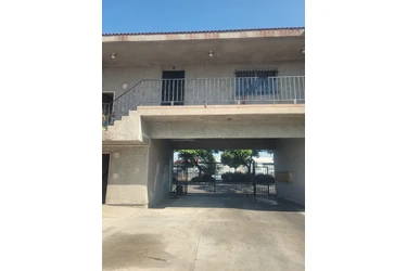 1/1 140 e. Manchester ave en Los Angeles