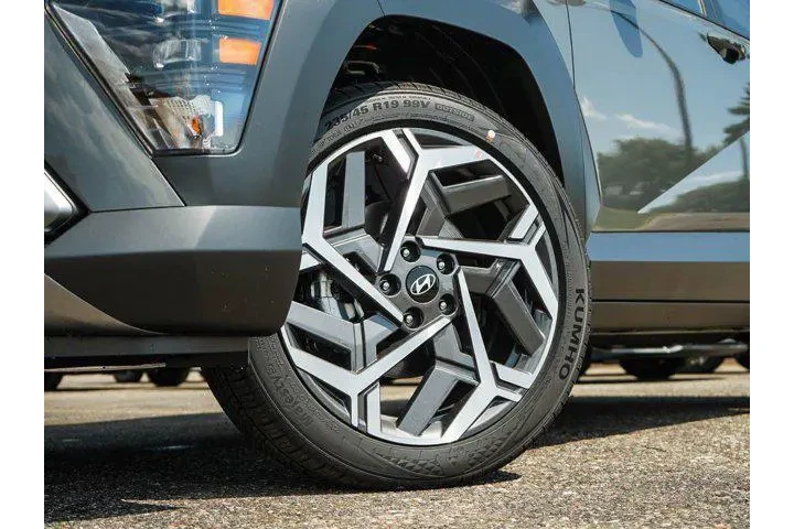 $28250 : Hyundai KONA 2026 AWD SEL Pr image 5