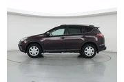 $17998 : Toyota RAV4 2017 LE 4dr SUV thumbnail
