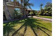 $2500 : Charming HOME IN DOWNEY thumbnail
