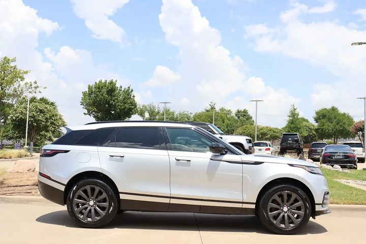 $36998 : 2022 Range Rover Velar R-Dyna image 8