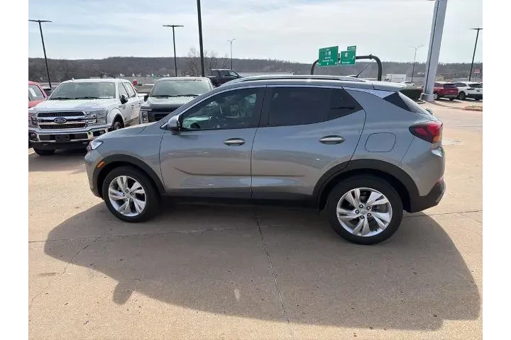 $19995 : Buick Encore GX 2024 Preferr image 6