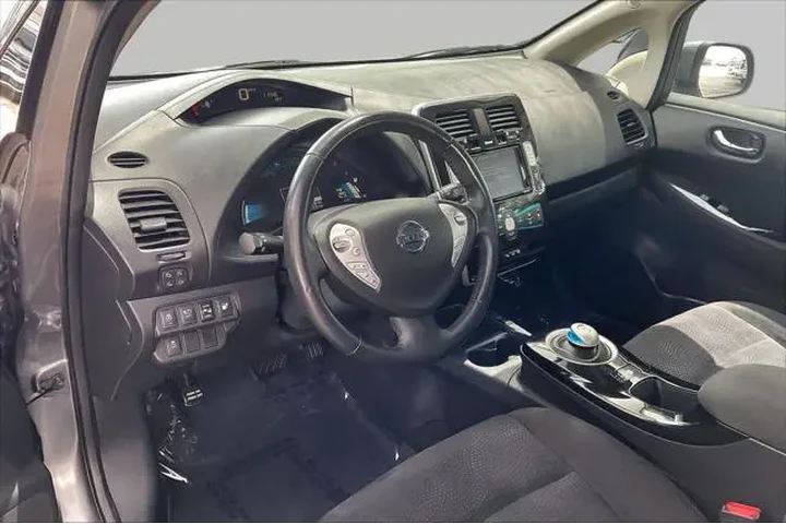 $7820 : Nissan LEAF 2016 SV 4dr Hatc image 9