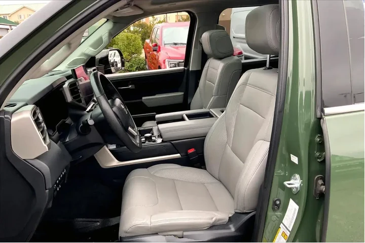 $39790 : Toyota Tundra 2023 4x4 Limit image 7