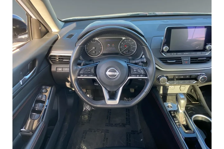 $29070 : Nissan Altima 2023 2.5 SR 4d image 4