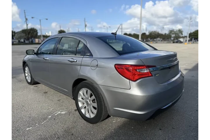 $5999 : 2013 200 Limited image 9