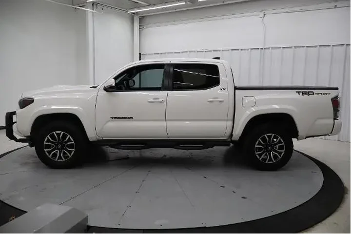 $33995 : Toyota Tacoma 2022 4x2 TRD O image 7