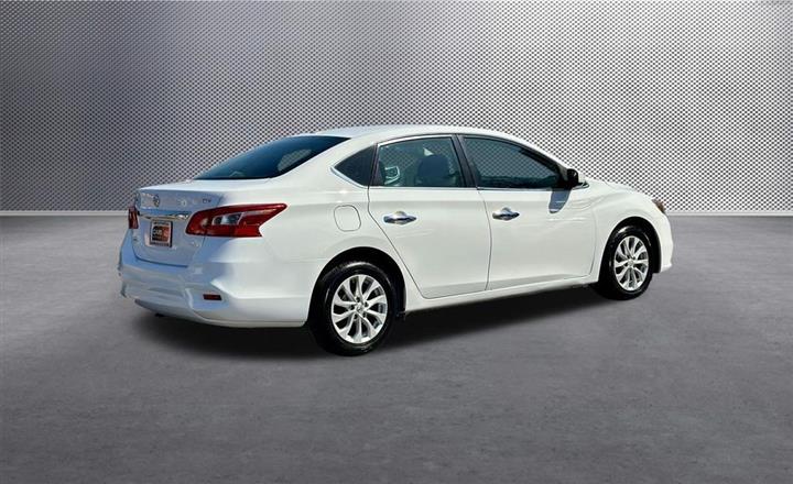 $13881 : 2019 Sentra SV image 7