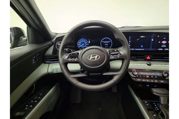 $26998 : Hyundai ELANTRA Hybrid 2025 image 10