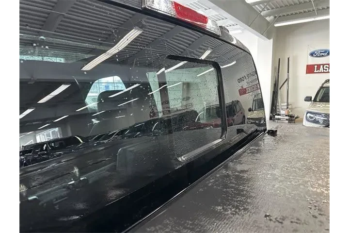 $40000 : Ford F-150 2023 4x4 XLT 4dr image 6