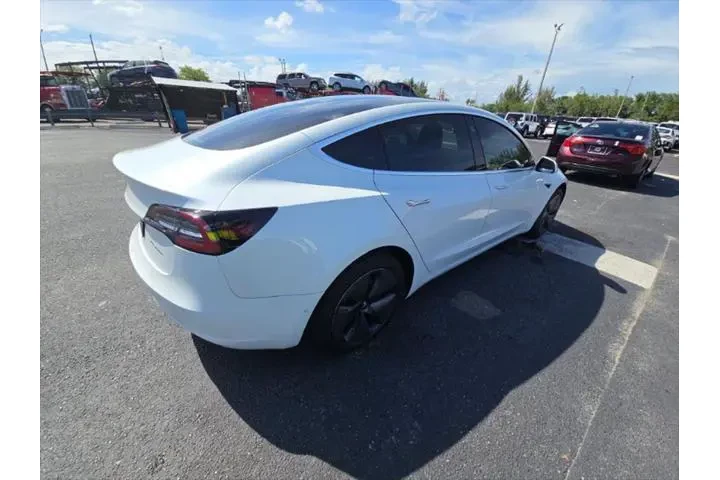 $18799 : Tesla Model 3 2019 AWD Perfo image 4