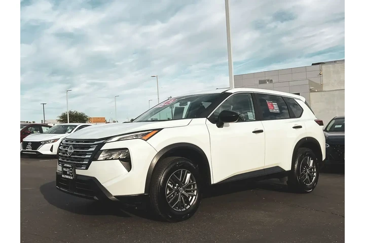 $20942 : Nissan Rogue 2024 S 4dr Cros image 7