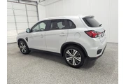 $21997 : Mitsubishi Outlander Sport 2 thumbnail