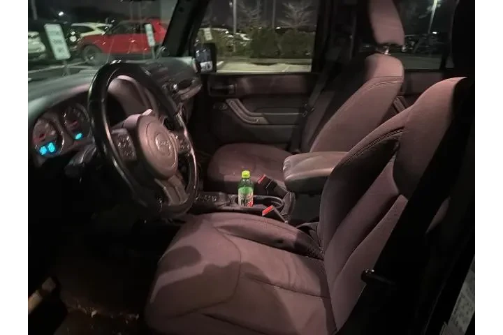 $13770 : Jeep Wrangler Unlimited 2013 image 6