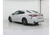 $26998 : Toyota Camry 2023 SE 4dr Sed thumbnail