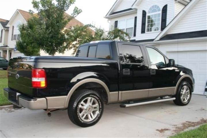$5500 : 2006 Ford F150 Lariat 4DR image 2