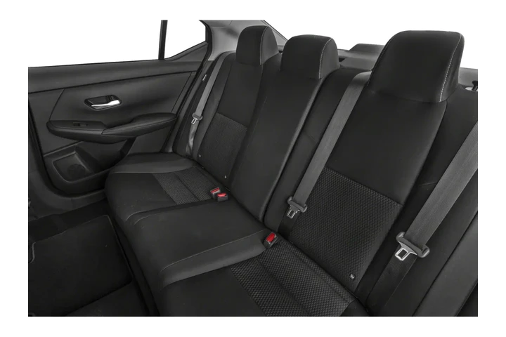 2022 Sentra SV image 9