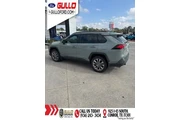 $25991 : Toyota RAV4 2021 XLE Premium thumbnail