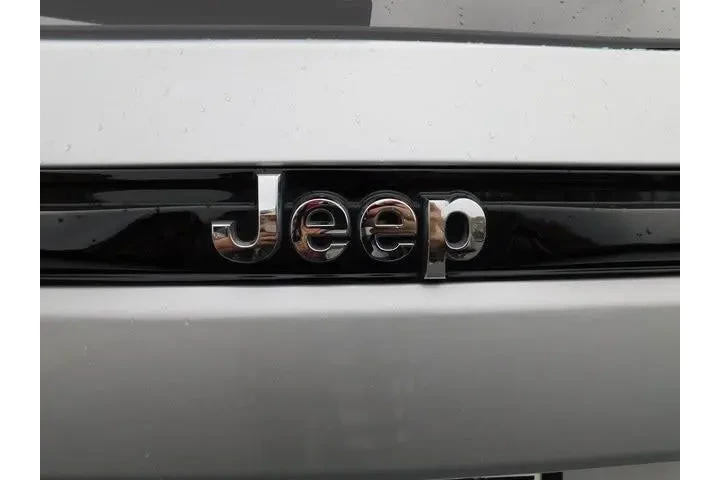 $24233 : Jeep Grand Cherokee 2022 4x4 image 10