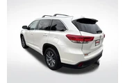 $24597 : Toyota Highlander 2017 AWD X thumbnail
