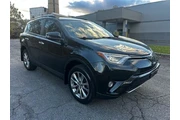 2017 RAV4 Limited AWD en Newburgh