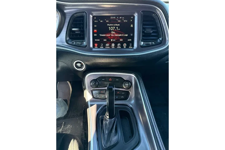 $14995 : 2015 Challenger SXT image 10