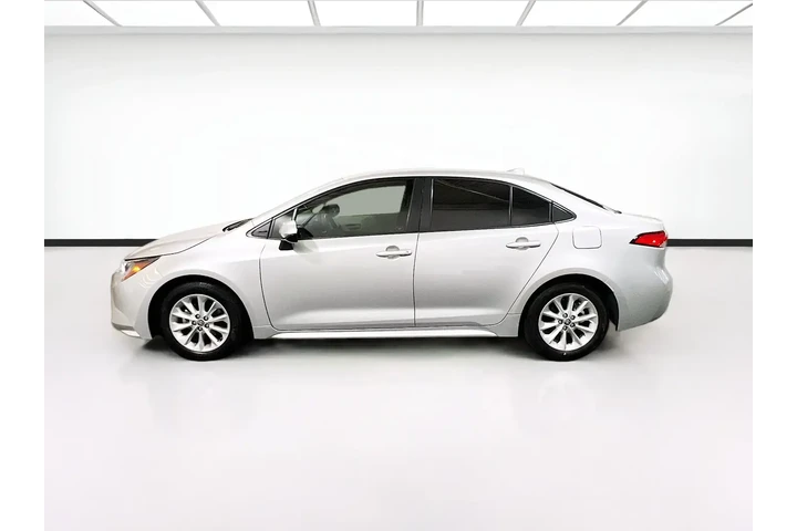 $18888 : Toyota Corolla 2022 LE 4dr S image 6