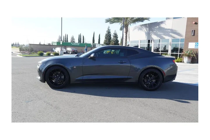 $17765 : 2016 Camaro 1LT image 9
