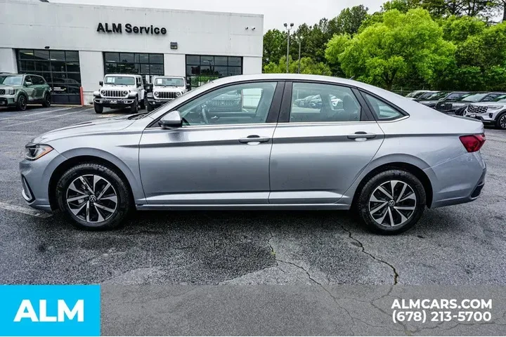 $18920 : Volkswagen Jetta 2025 S 4dr image 7