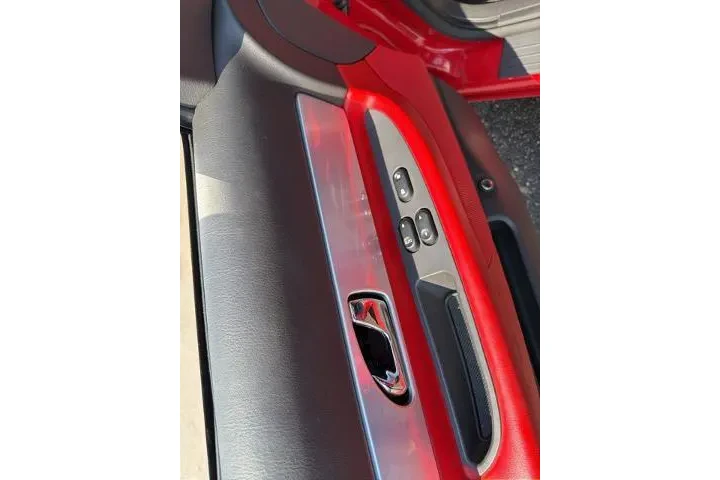 $18992 : Ford Thunderbird 2002 Deluxe image 5