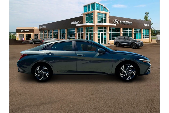 $22900 : Hyundai ELANTRA 2025 Limited image 9