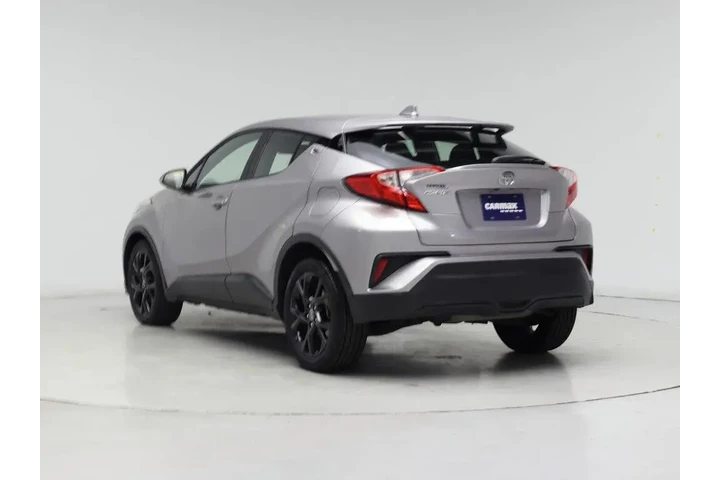 $16998 : Toyota C-HR 2019 XLE 4dr Cro image 2