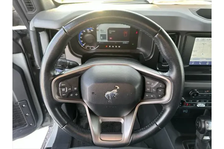 $37499 : Ford Bronco 2022 4x4 Black D image 7