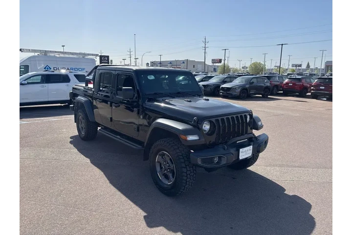 $26999 : 2020 Gladiator Sport image 3