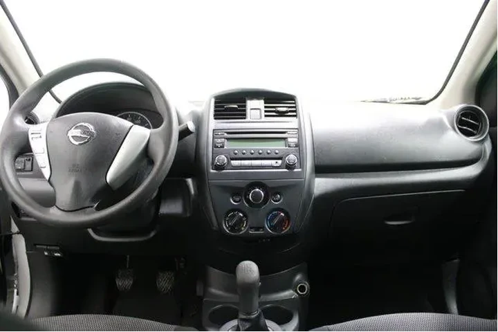 $8948 : Nissan Versa 2017 1.6 S 4dr image 2