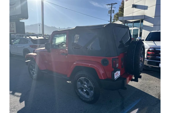 $23910 : 2017 Wrangler Sahara image 9