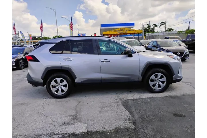 $15000 : 2021 RAV4 LE image 7