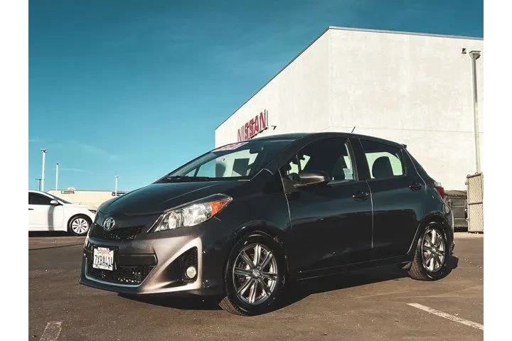 $9997 : Toyota Yaris 2012 L 4dr Hatc image 7