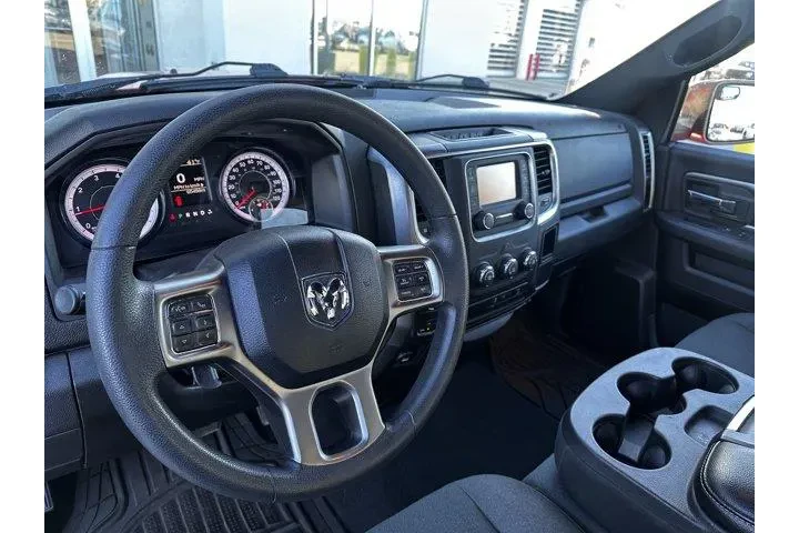 $25999 : Ram 1500 Classic 2021 4x4 SL image 5