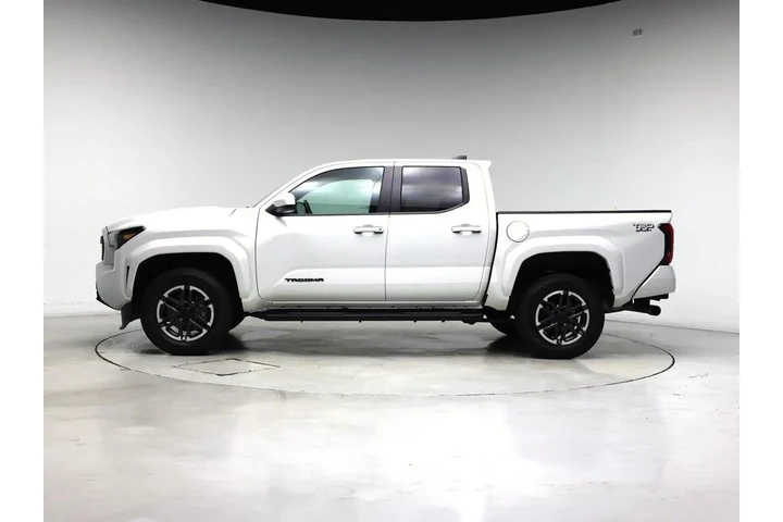 $37998 : Toyota Tacoma 2024 4x2 TRD S image 3