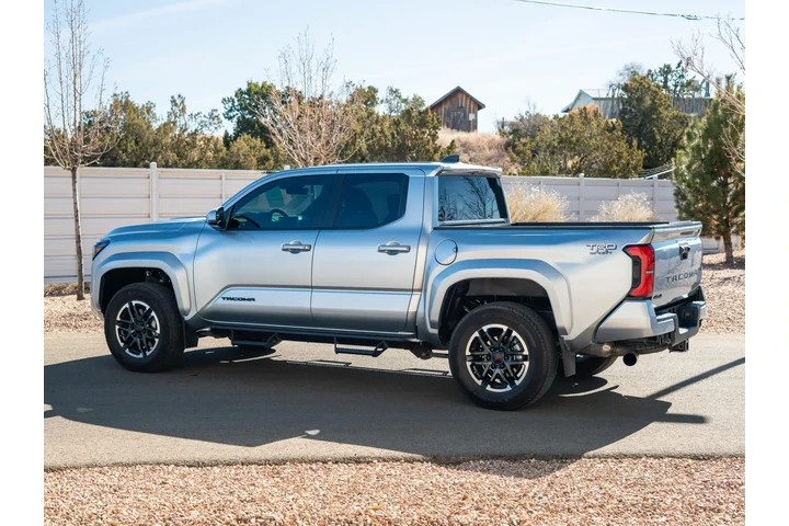 $49995 : 2024 Tacoma TRD Sport image 8