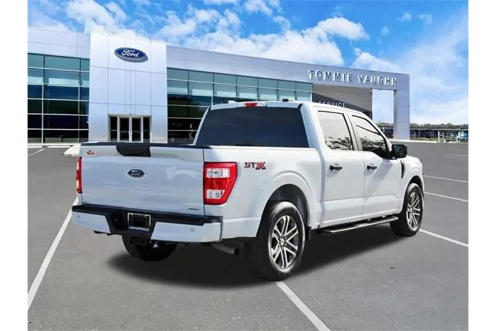 $32946 : Ford F-150 2022 4x2 XL 4dr S image 4
