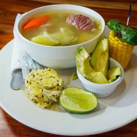 Channy Pan y Comida Guatemalte image 2