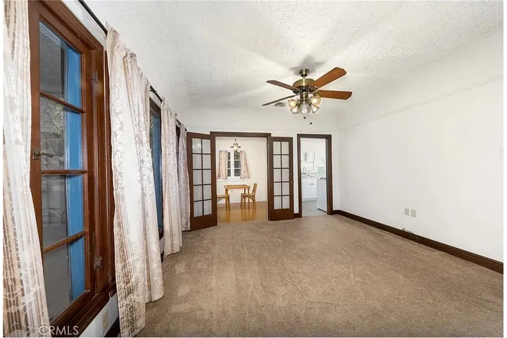 $1050 : new paint living room home image 4